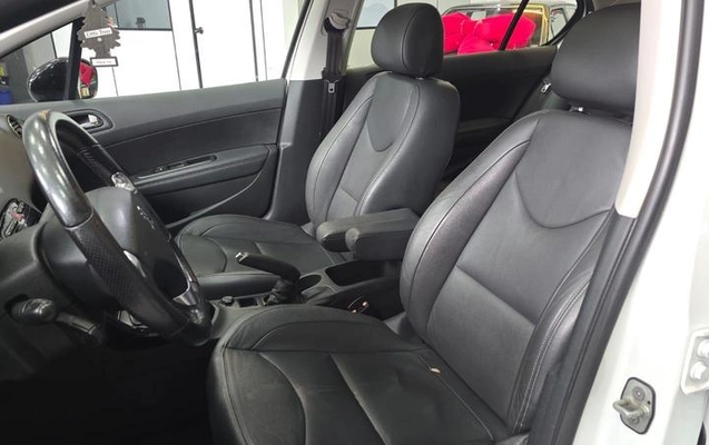 imagem-https://www.socarrao.com.br/sc-vehicle-images-prod/3782326/1789151421967-8468764_2_B_bd38ef793e.jpeg