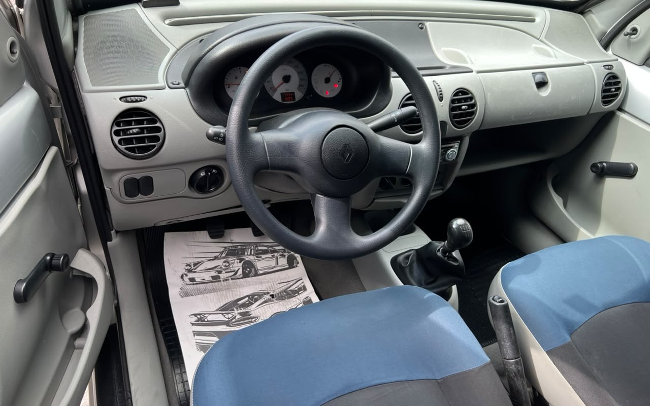 imagem-https://www.socarrao.com.br/sc-vehicle-images-prod/3782337/1789151481045-Ny5qcGc.jpg