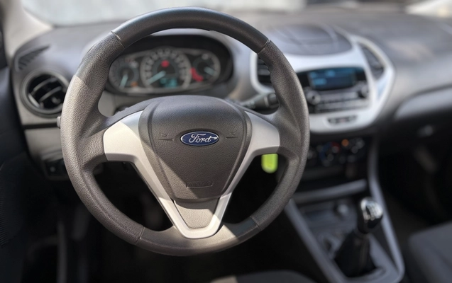 imagem-https://www.socarrao.com.br/sc-vehicle-images-prod/3782338/1789151482932-1_031331.jpg