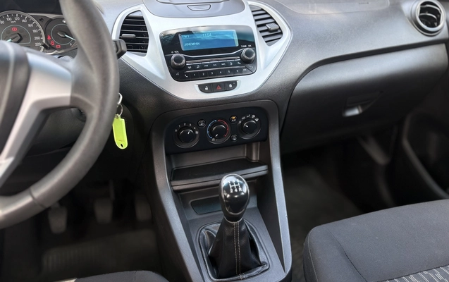 imagem-https://www.socarrao.com.br/sc-vehicle-images-prod/3782338/1789151482934-1_031333.jpg