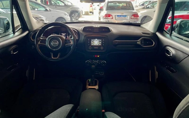 imagem-https://www.socarrao.com.br/sc-vehicle-images-prod/3782341/1789151492019-8468422_27_B_14a5c92776.jpeg