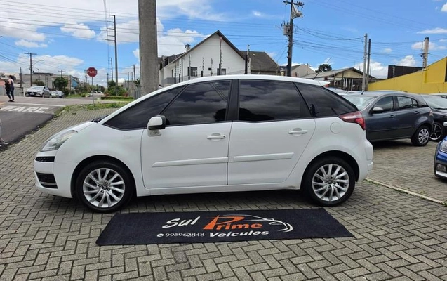 imagem-https://www.socarrao.com.br/sc-vehicle-images-prod/3782350/1792254663095-8466521_10_B_d6731a23f7.jpeg