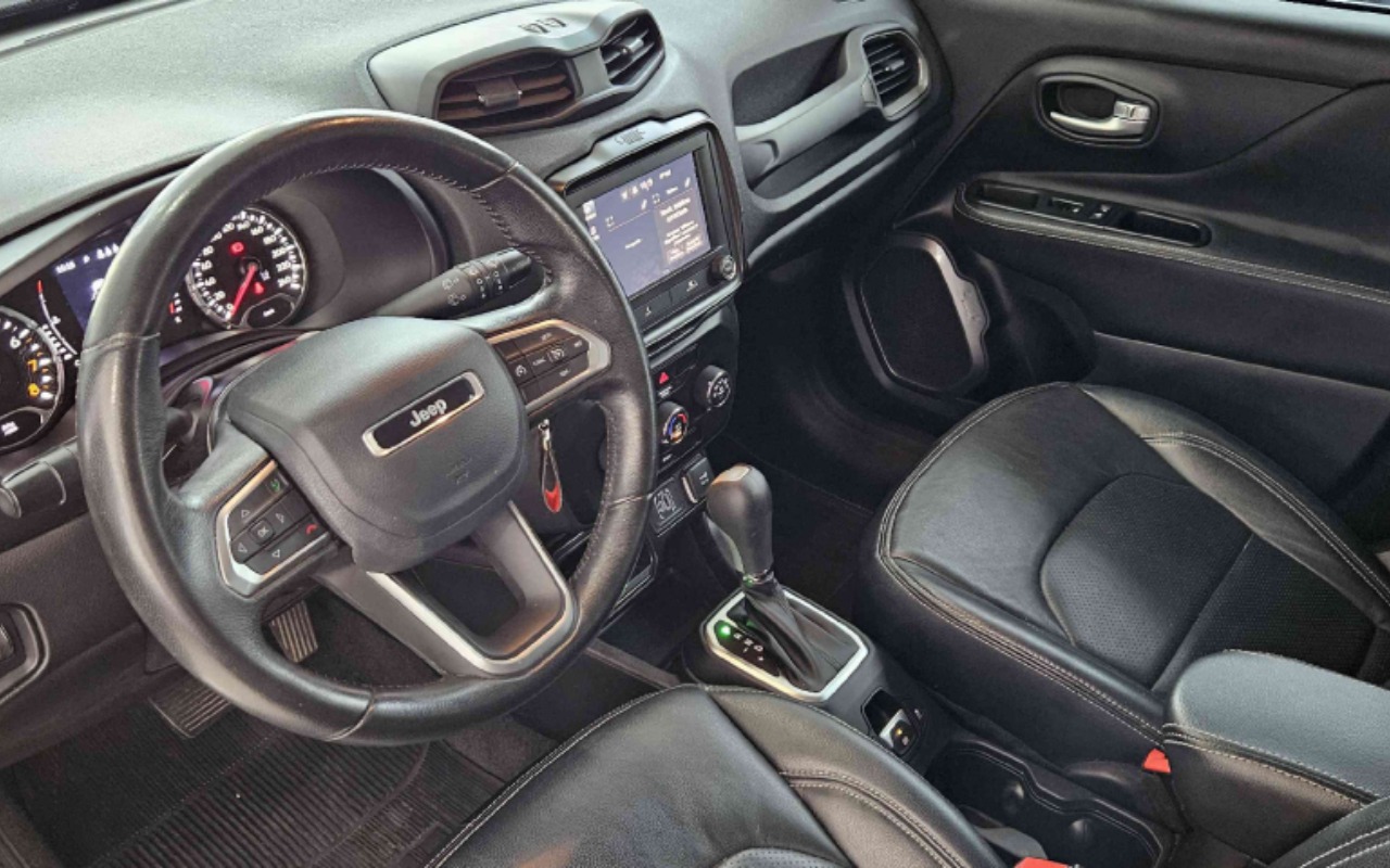 imagem-https://www.socarrao.com.br/sc-vehicle-images-prod/3782403/1789151651097-YXBwLXBob3Rvcy01UERUS3lIWHNUZ05QbUY0bWFtWjU2Q2xva1d0MGVJYy5qcGc.jpg