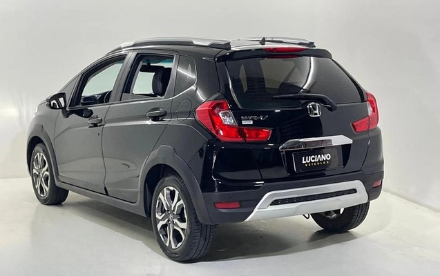 imagem-https://www.socarrao.com.br/sc-vehicle-images-prod/3782408/1789559308881-8422621_8_B_0debb71758.jpeg