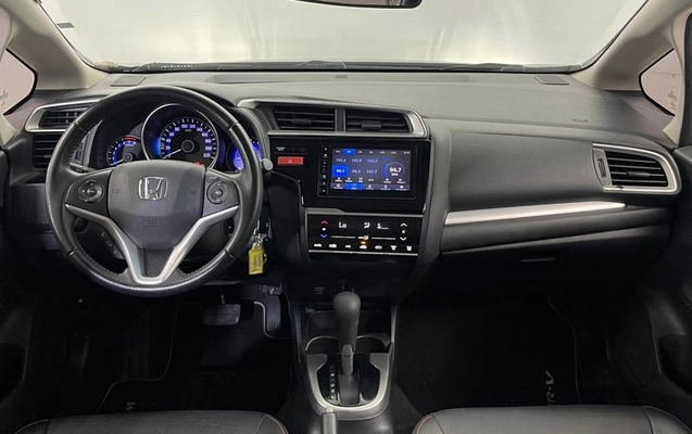 imagem-https://www.socarrao.com.br/sc-vehicle-images-prod/3782408/1789559308882-8422621_5_B_7c1d261b13.jpeg