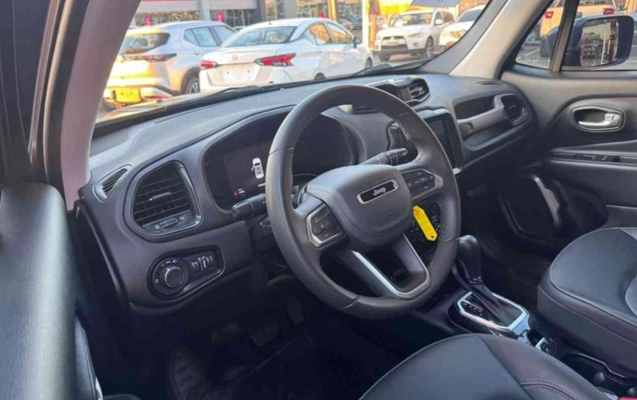 imagem-https://www.socarrao.com.br/sc-vehicle-images-prod/3782453/1789151840025-YXBwLXBob3Rvcy0yZWtheFhSVnRobGdTdlFhakx0R01IM3c2ODV2SFY1dy5qcGc.jpg