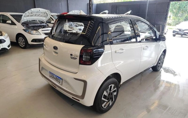 imagem-https://www.socarrao.com.br/sc-vehicle-images-prod/3782508/1789585890952-8205693_10_B_9d1f6ab4ee.jpeg