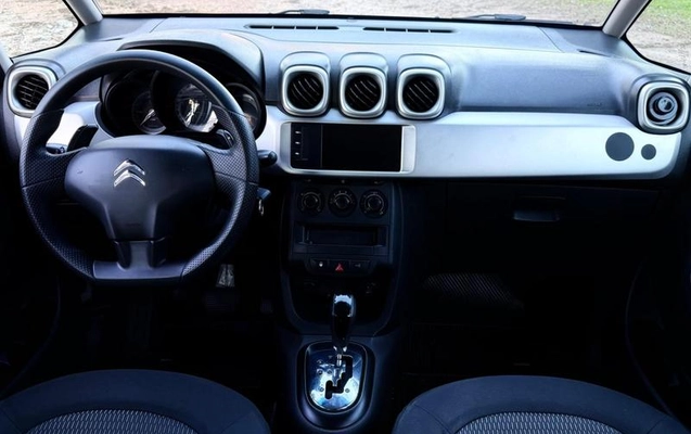 imagem-https://www.socarrao.com.br/sc-vehicle-images-prod/3782579/1789152121187-8451891_0_B_81ed160b8c.jpeg