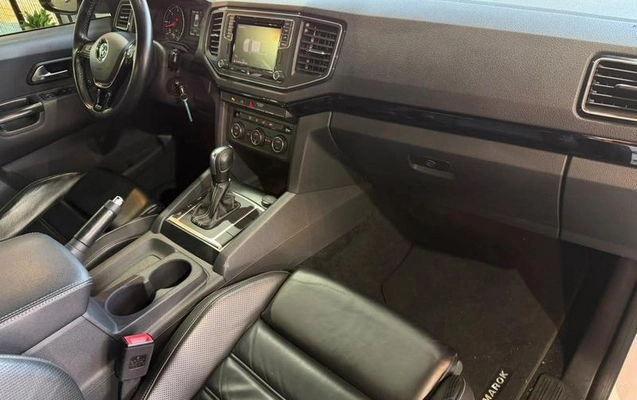 imagem-https://www.socarrao.com.br/sc-vehicle-images-prod/3782614/1789152185554-8468861_8_B_00d5dccff9.jpeg