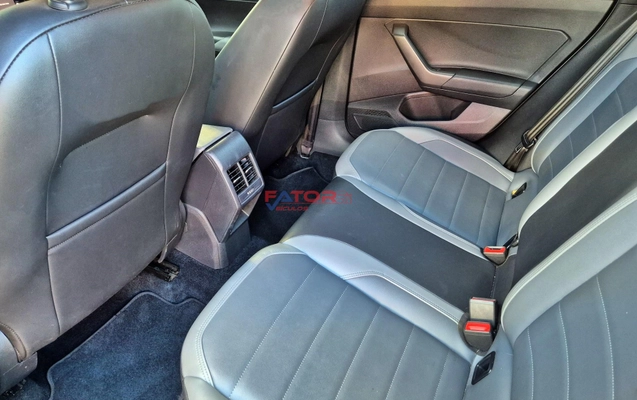 imagem-https://www.socarrao.com.br/sc-vehicle-images-prod/3782677/1789152322811-70bac25c85bd4f5a869c98ef5553c1bd_1774464460180.jpg
