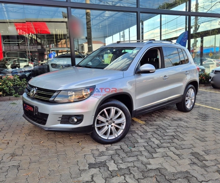 Volkswagen Tiguan 2014 Prata — foto 1 de 3