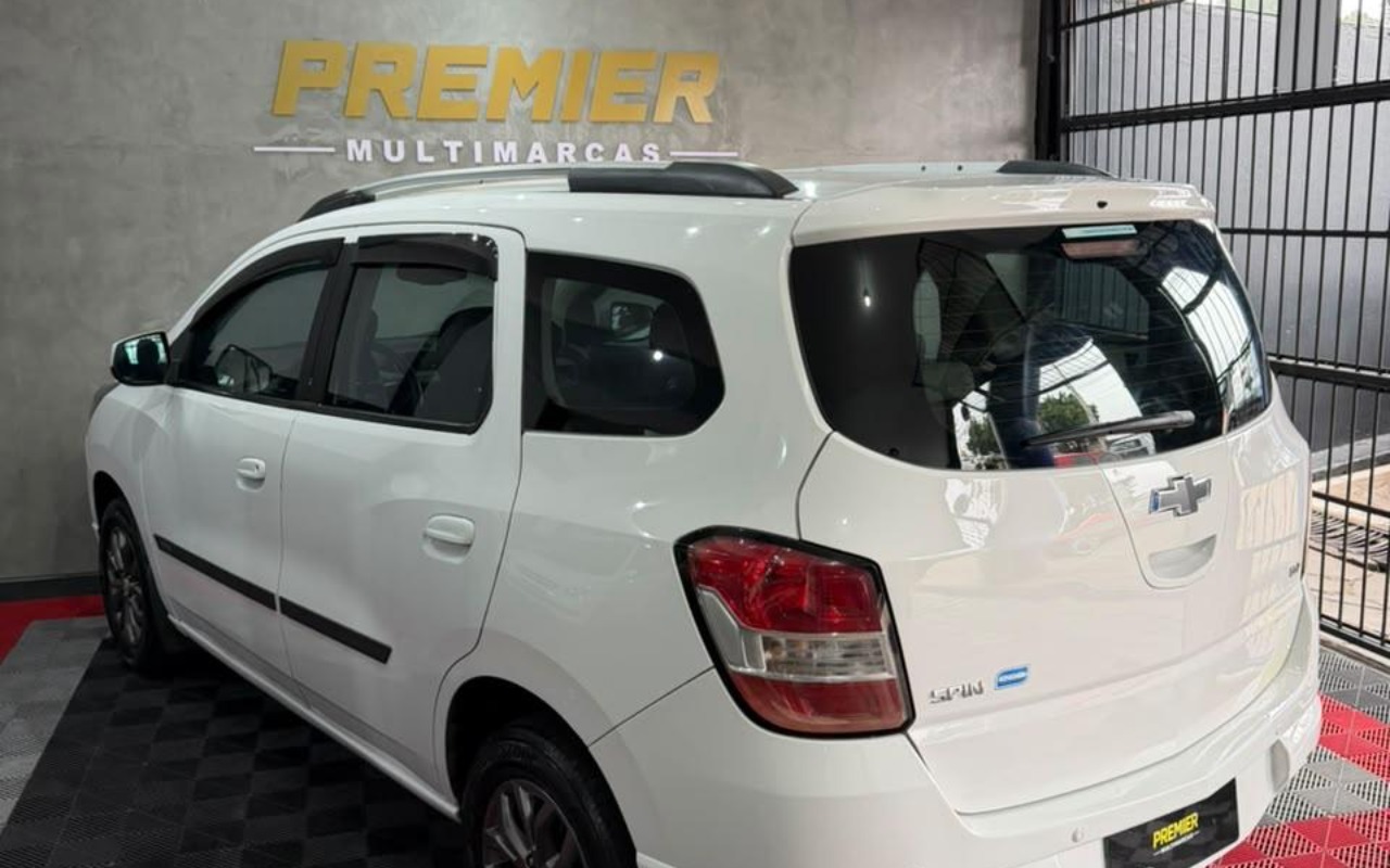 imagem-https://www.socarrao.com.br/sc-vehicle-images-prod/3782754/1789152496961-V2hhdHNBcHAgSW1hZ2UgMjAyNi0wOS0xMSBhdCAxMi4zNy40MyAoMSkuanBlZw.jpeg