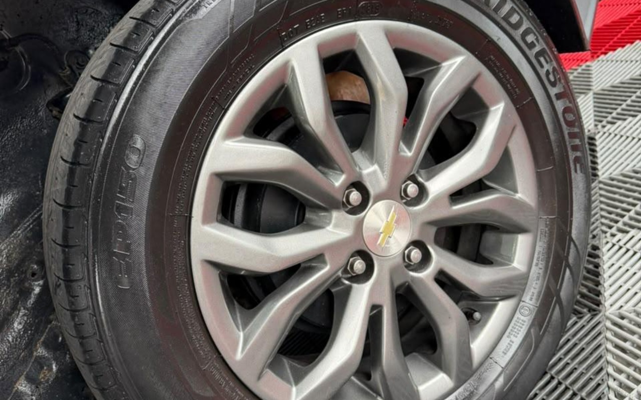 imagem-https://www.socarrao.com.br/sc-vehicle-images-prod/3782754/1789152497292-V2hhdHNBcHAgSW1hZ2UgMjAyNi0wOS0xMSBhdCAxMi4zNy40MyAoNSkuanBlZw.jpeg