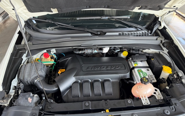imagem-https://www.socarrao.com.br/sc-vehicle-images-prod/3782827/1789152748944-655df268-80b5-4109-ab6b-ad9aec1a176f.jpg