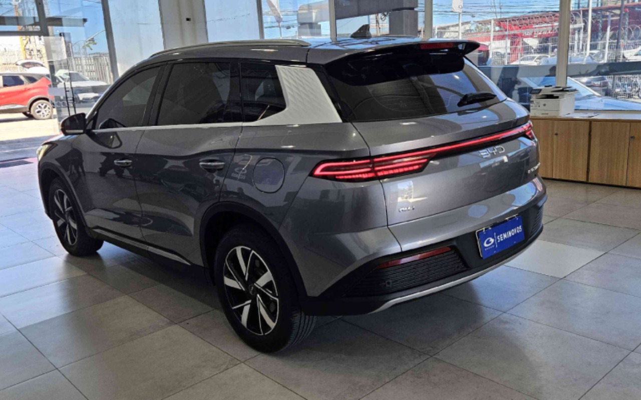 imagem-https://www.socarrao.com.br/sc-vehicle-images-prod/3782828/1789152772849-YXBwLXBob3Rvcy1MNjhsOGFPN01CZ1IySnFrb1ZFSDNJT3JTVXpTc3lJWC5qcGc.jpg