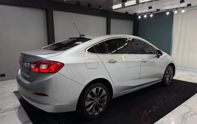 imagem-https://www.socarrao.com.br/sc-vehicle-images-prod/3782832/1789152950456-8431286_3_B_b6ce9c202c.jpeg