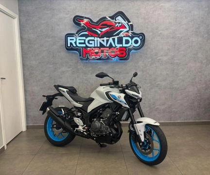 YAMAHA MT-03 321/ABS 2026 Cinza — foto 1 de 3