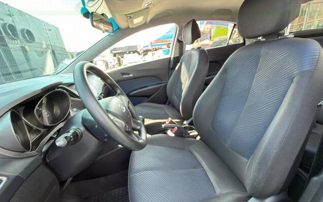 imagem-https://www.socarrao.com.br/sc-vehicle-images-prod/3783154/1789153603121-8415524_6_B_c14a30d2a3.jpeg