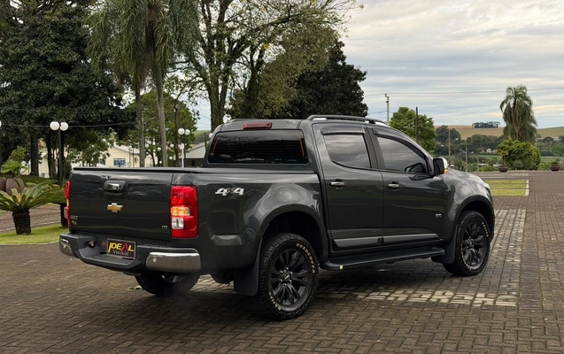 imagem-https://www.socarrao.com.br/sc-vehicle-images-prod/3783308/1789154077994-8097a7c2adf7487ba774ff1cda315540_1789153736051.jpg