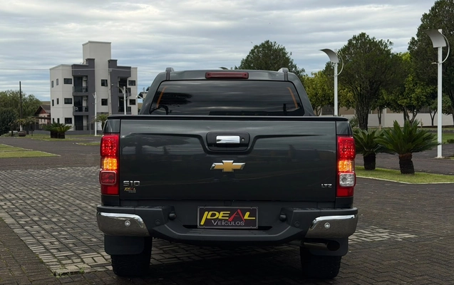 imagem-https://www.socarrao.com.br/sc-vehicle-images-prod/3783308/1789154077995-e7b0e78a6e6e4490bb391bbe71f4a930_1789153736069.jpg