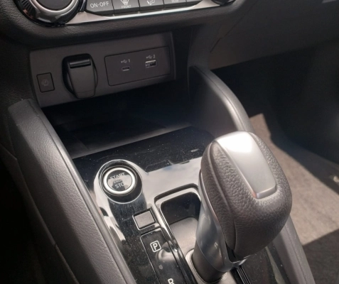 imagem-https://www.socarrao.com.br/sc-vehicle-images-prod/3783444/1792589781313-v6pdb8rm9J7CgaHnC1Cc3hME4pifQQUc.jpg