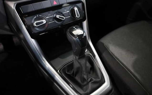 imagem-https://www.socarrao.com.br/sc-vehicle-images-prod/3783495/1790087533055-8469256_11_B_e01d5a3cda.jpeg