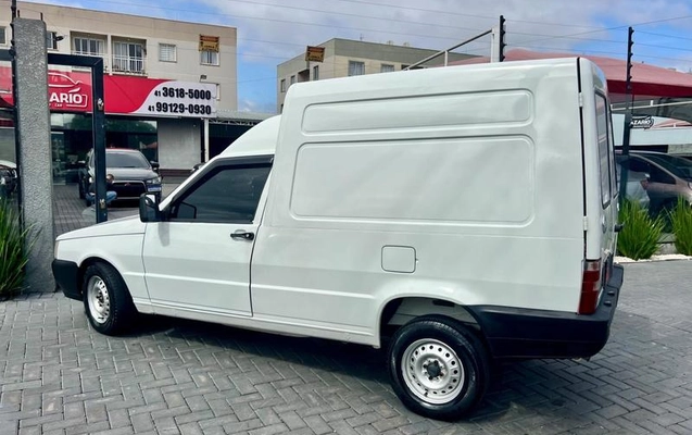 imagem-https://www.socarrao.com.br/sc-vehicle-images-prod/3783517/1789154583866-8463427_13_B_3c2cf56206.jpeg