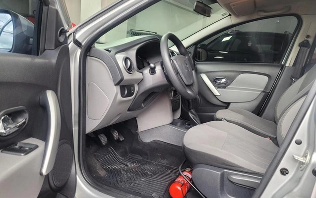 imagem-https://www.socarrao.com.br/sc-vehicle-images-prod/3783519/1789154590227-8434522_9_B_4fca2ecd79.jpeg
