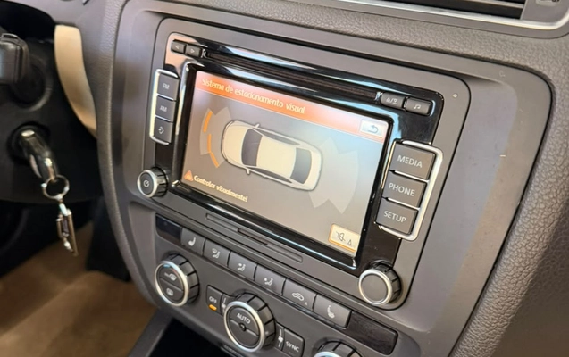 imagem-https://www.socarrao.com.br/sc-vehicle-images-prod/3783528/1789154642913-003_b32d517bda4812cd5c2b98b90e4217dd.jpeg