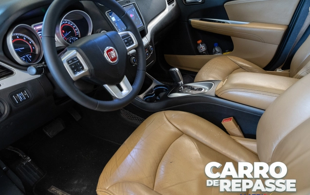 imagem-https://www.socarrao.com.br/sc-vehicle-images-prod/3783578/1789154835519-003_585191-38d5564b628bc467c39a6f97433d1813.jpg