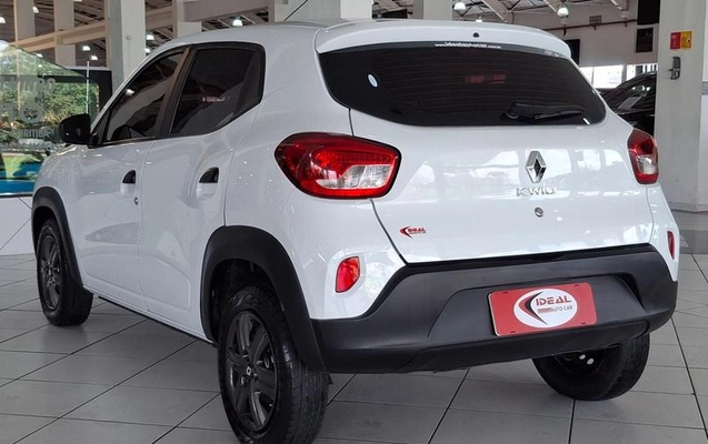 imagem-https://www.socarrao.com.br/sc-vehicle-images-prod/3783582/1789154909151-8468025_9_B_8bbc4db836.jpeg