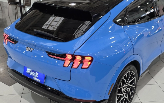 imagem-https://www.socarrao.com.br/sc-vehicle-images-prod/3783801/1789155245876-1_060531.jpg