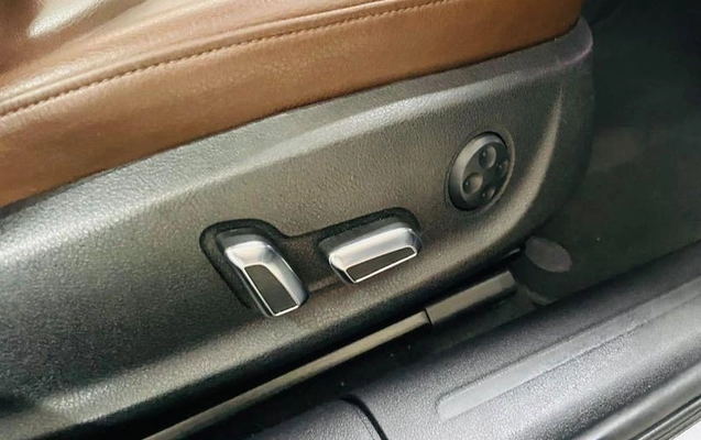 imagem-https://www.socarrao.com.br/sc-vehicle-images-prod/3783805/1789155266588-8462515_0_B_7375c76b53.jpeg