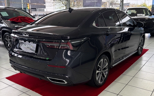 imagem-https://www.socarrao.com.br/sc-vehicle-images-prod/3783841/1789155359737-MDA4LmpwZw.jpg
