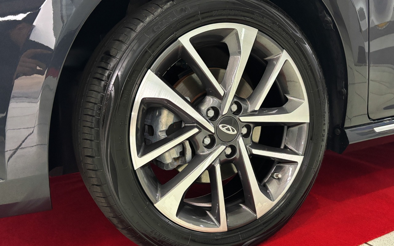 imagem-https://www.socarrao.com.br/sc-vehicle-images-prod/3783841/1789155359871-MDA5LmpwZw.jpg