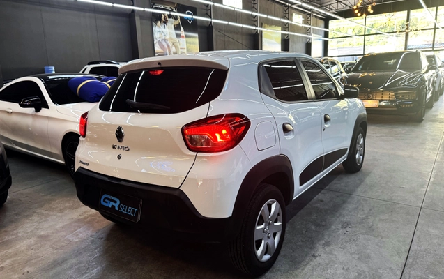 imagem-https://www.socarrao.com.br/sc-vehicle-images-prod/3783863/1789155395847-003_d15c0f694ead7927f95538f273952a54.jpg