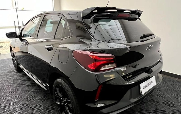 imagem-https://www.socarrao.com.br/sc-vehicle-images-prod/3783943/1789385499882-8457651_57_B_a9f744bd50.jpeg