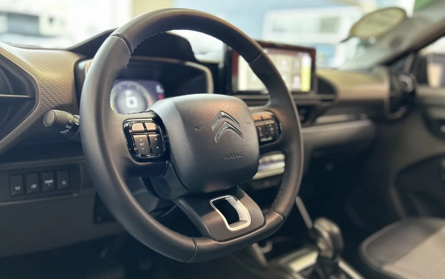 imagem-https://www.socarrao.com.br/sc-vehicle-images-prod/3783962/1789673685472-vehicle_image_1789673612_fcc59366f00c6e9ed155cb28aeca55fe.jpeg