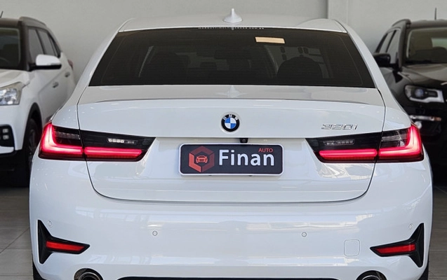 imagem-https://www.socarrao.com.br/sc-vehicle-images-prod/3783963/1789155765534-zGVogZH5SUNa4J45BCshOkwdT8AGEB4F.jpg