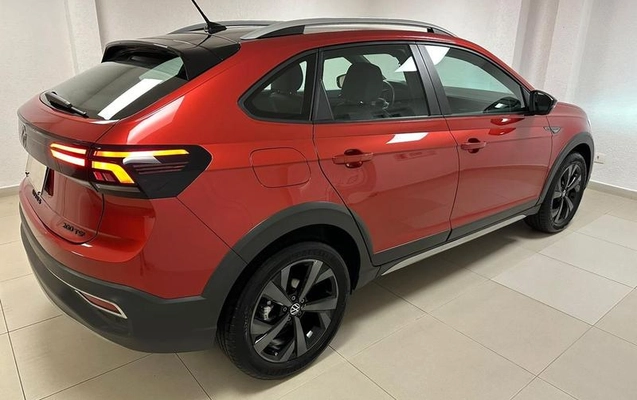 imagem-https://www.socarrao.com.br/sc-vehicle-images-prod/3783964/1789155770172-8469430_17_B_65c17a3e28.jpeg