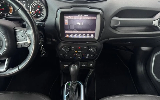 imagem-https://www.socarrao.com.br/sc-vehicle-images-prod/3783985/1789155875822-1d4c29af00de46cab1986d37dee811ce_1789155823371.jpg