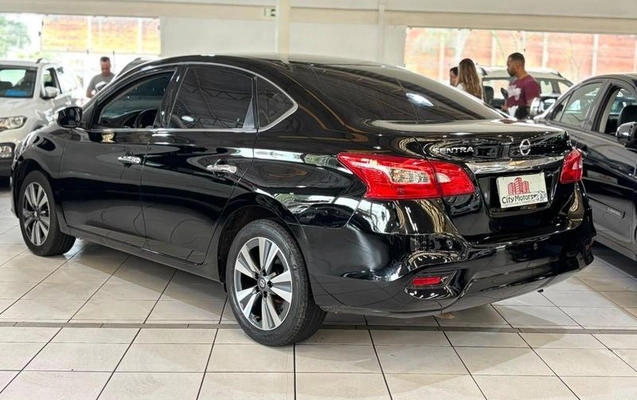 imagem-https://www.socarrao.com.br/sc-vehicle-images-prod/3783993/1789669862776-8469418_4_B_6de372d158.jpeg