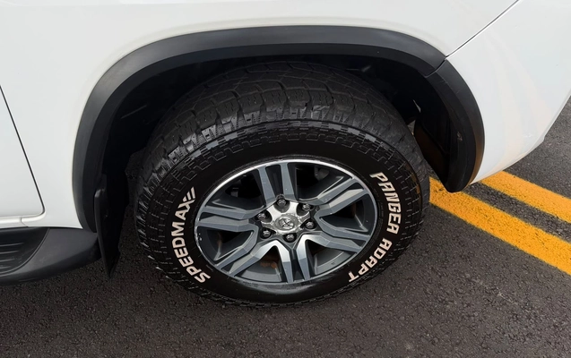 imagem-https://www.socarrao.com.br/sc-vehicle-images-prod/3784003/1789155989446-8290dc56e3c7497f97ff14dd59a2351a_1789155835257.jpg