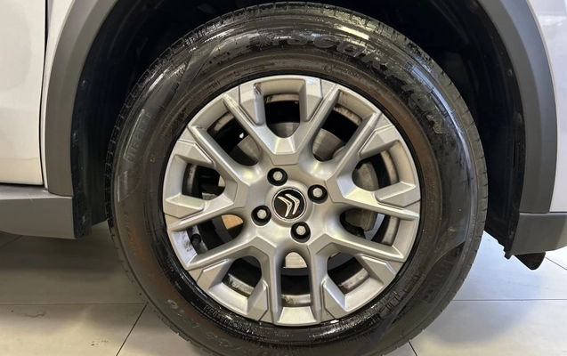 imagem-https://www.socarrao.com.br/sc-vehicle-images-prod/3784006/1789595143917-vehicle_image_1789595112_caa34a0efa12b09d0391618841a1ff99.jpeg