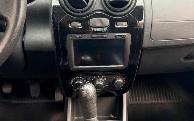 imagem-https://www.socarrao.com.br/sc-vehicle-images-prod/3784052/1789156956402-app-photos-sck2nxW8kFjm2LcLh6sPbi2bXvGw2xEp.jpg