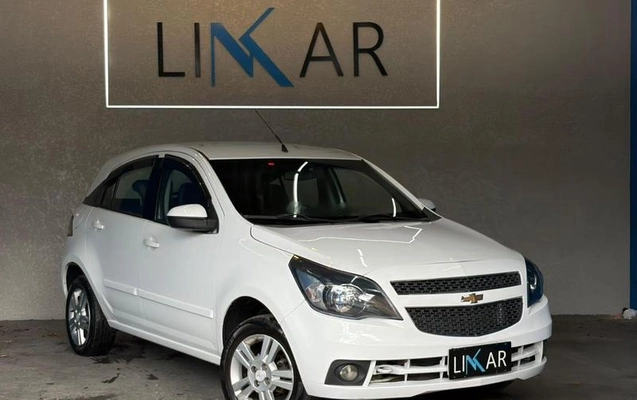 imagem-https://www.socarrao.com.br/sc-vehicle-images-prod/3784092/1789662085548-8469451_0_B_82789b707a.jpeg