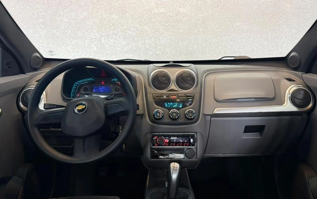 imagem-https://www.socarrao.com.br/sc-vehicle-images-prod/3784092/1789662085557-8469451_5_B_bdc628bcb0.jpeg