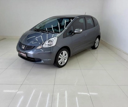 Honda Fit 2012 Cinza — foto 1 de 3