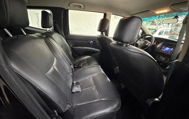 imagem-https://www.socarrao.com.br/sc-vehicle-images-prod/3784143/1789563337683-8467258_10_B_8c87842ea9.jpeg