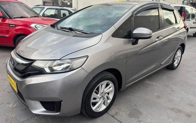 imagem-https://www.socarrao.com.br/sc-vehicle-images-prod/3784154/1789157153512-8450251_14_B_7a525a5dd7.jpeg